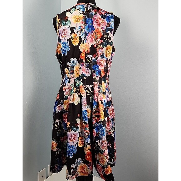 BETSEY JOHNSON Scuba Dress Fit & Flare Front Zip Sleeveless Floral Size 14 - Picture 7 of 13